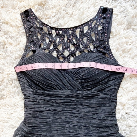 Ignite Evenings | Black Midi Length Embellished Sweetheart Formal Dress Size 10 - Picture 13 of 16